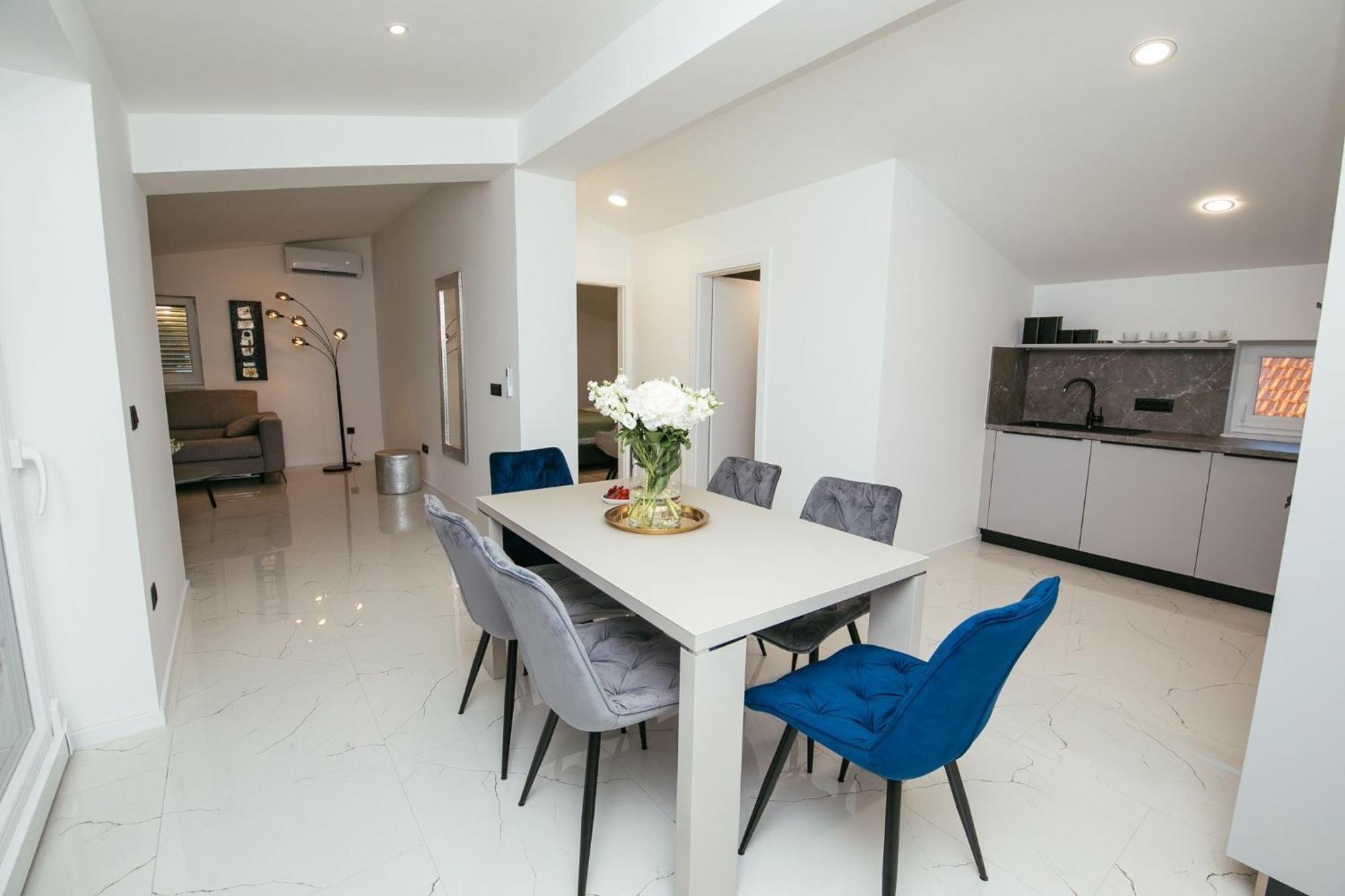 Didixi Apartments Pakoštane Extérieur photo